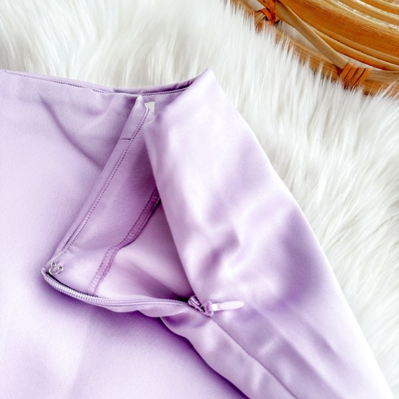 NWOT House Of Cb Elodie Orchid Satin Mini Skirt in Lilac Purple Satin - Picture 6 of 9